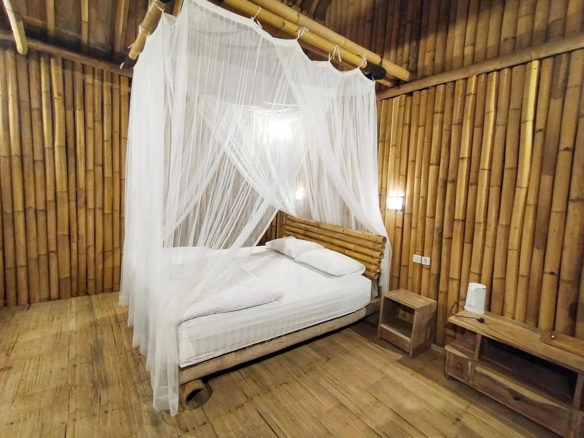Loca Lobo Lodges Riung, Flores Екстериор снимка