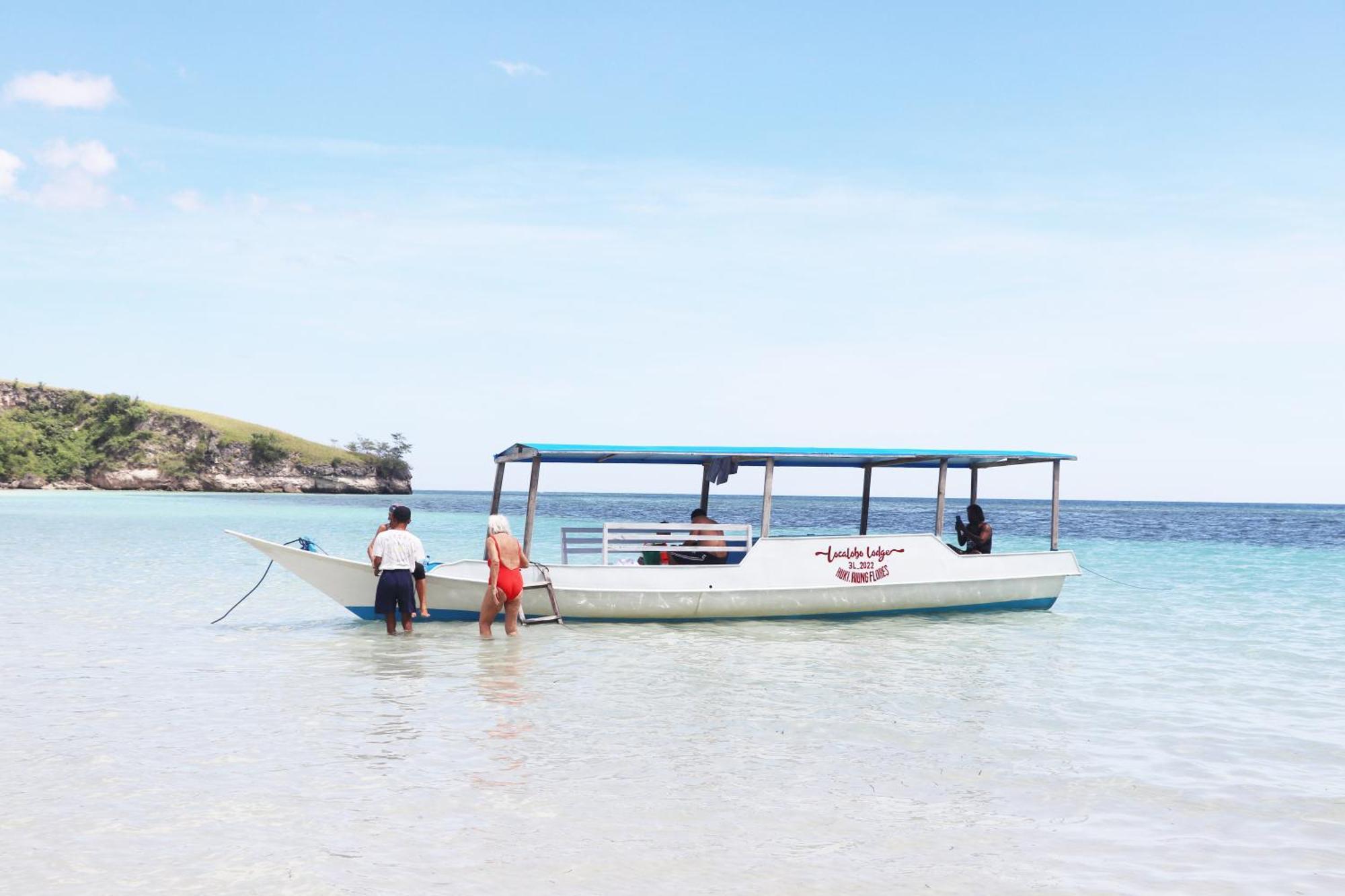 Loca Lobo Lodges Riung, Flores Екстериор снимка